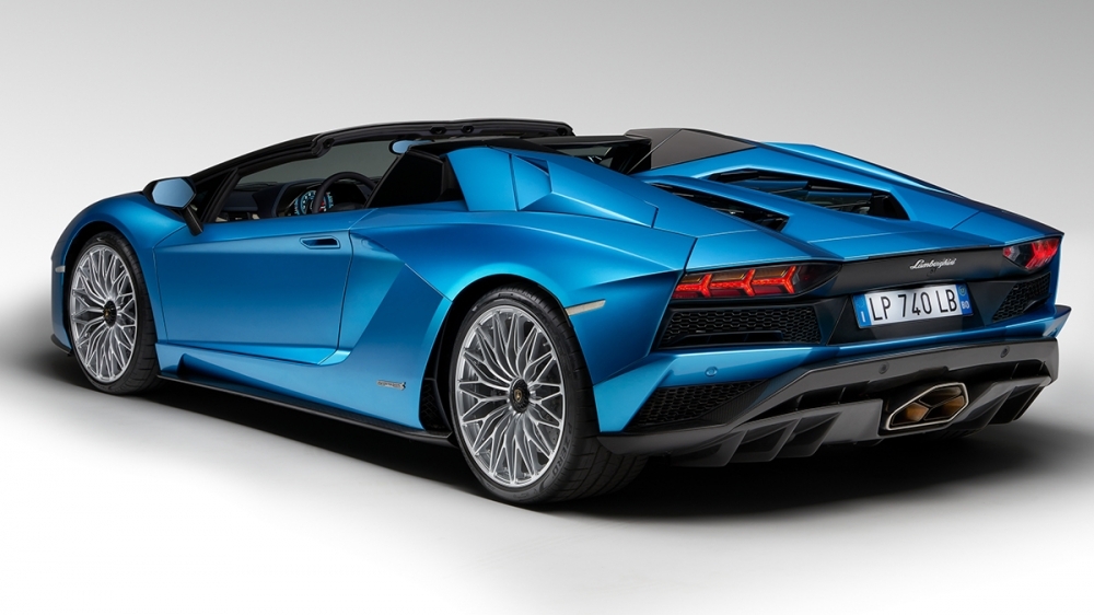 2021 Lamborghini Aventador S Roadster V12