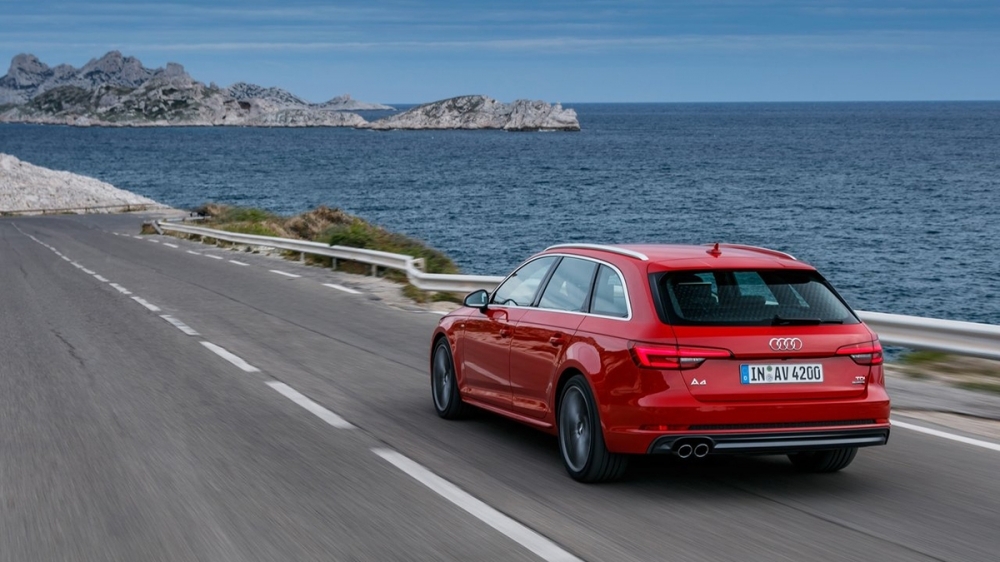 Audi_A4 Avant(NEW)_30 TFSI