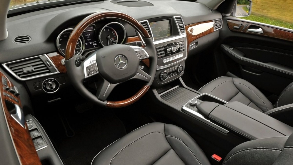 M-Benz_M-Class_ML350 BlueTEC 4MATIC