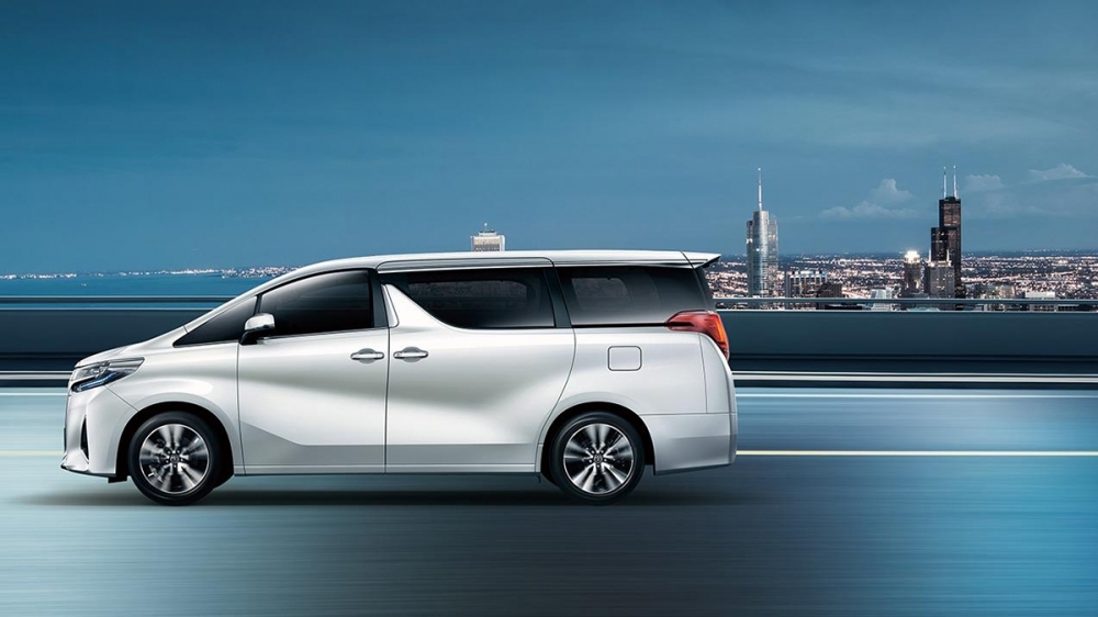 2022 Toyota Alphard Executive Lounge 2.5 Hybrid