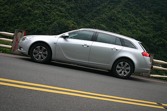 2011 Opel Insignia Sports Tourer 2.0 CDTI