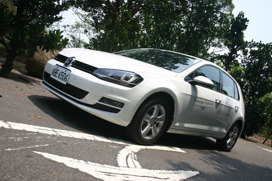 2013 Volkswagen Golf(NEW) 2.0 TDI High Line