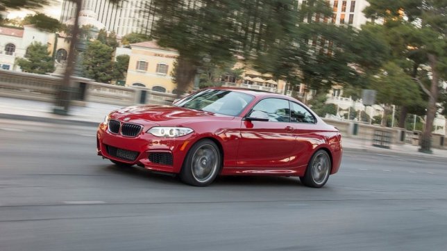 2016 BMW 2-Series M235i手排版