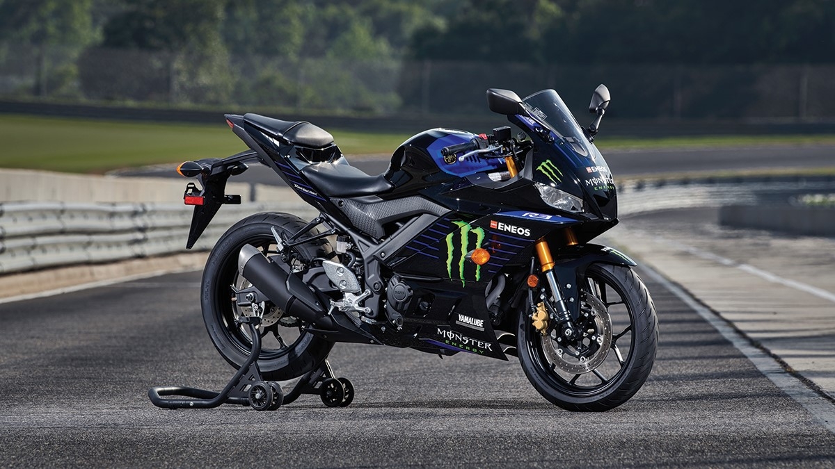 2022 Yamaha YZF-R 3 Monster Energy Yamaha MotoGP Edition ABS