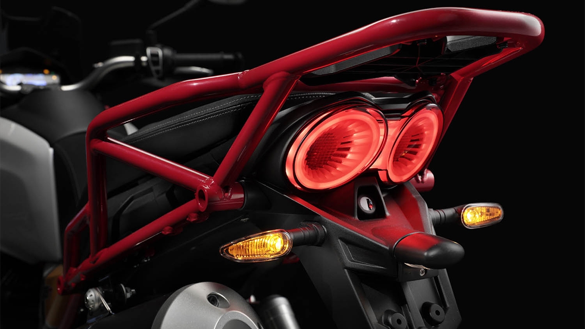 2019 Moto Guzzi V85 TT ABS