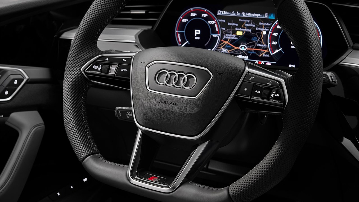 2022 Audi e-tron S