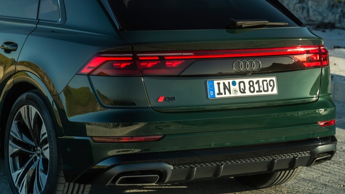 2024 Audi Q8 55 TFSI quattro S-Line運動版