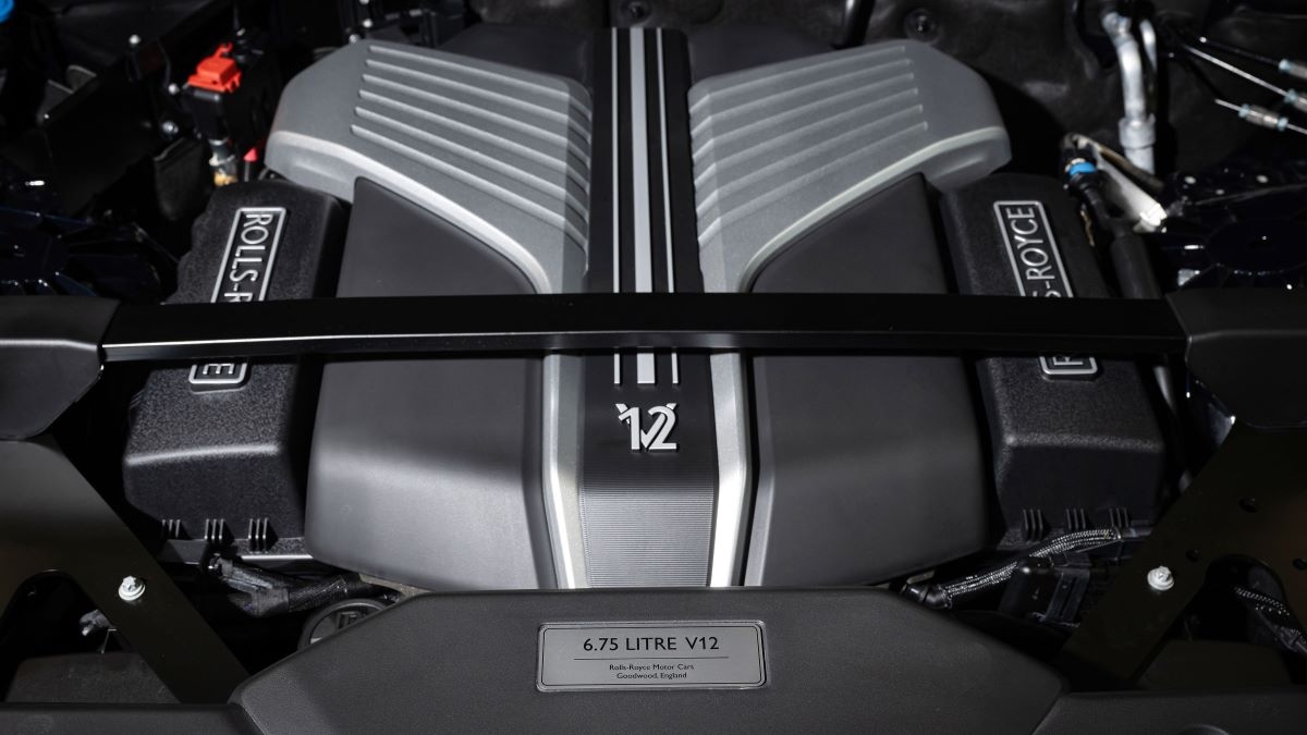 2024 Rolls-Royce Phantom 6.75 V12 EWB