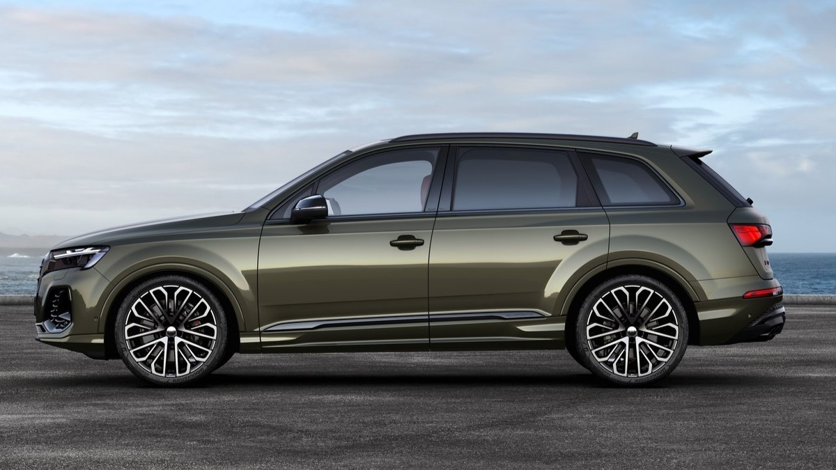 2024 Audi Q7 SQ7