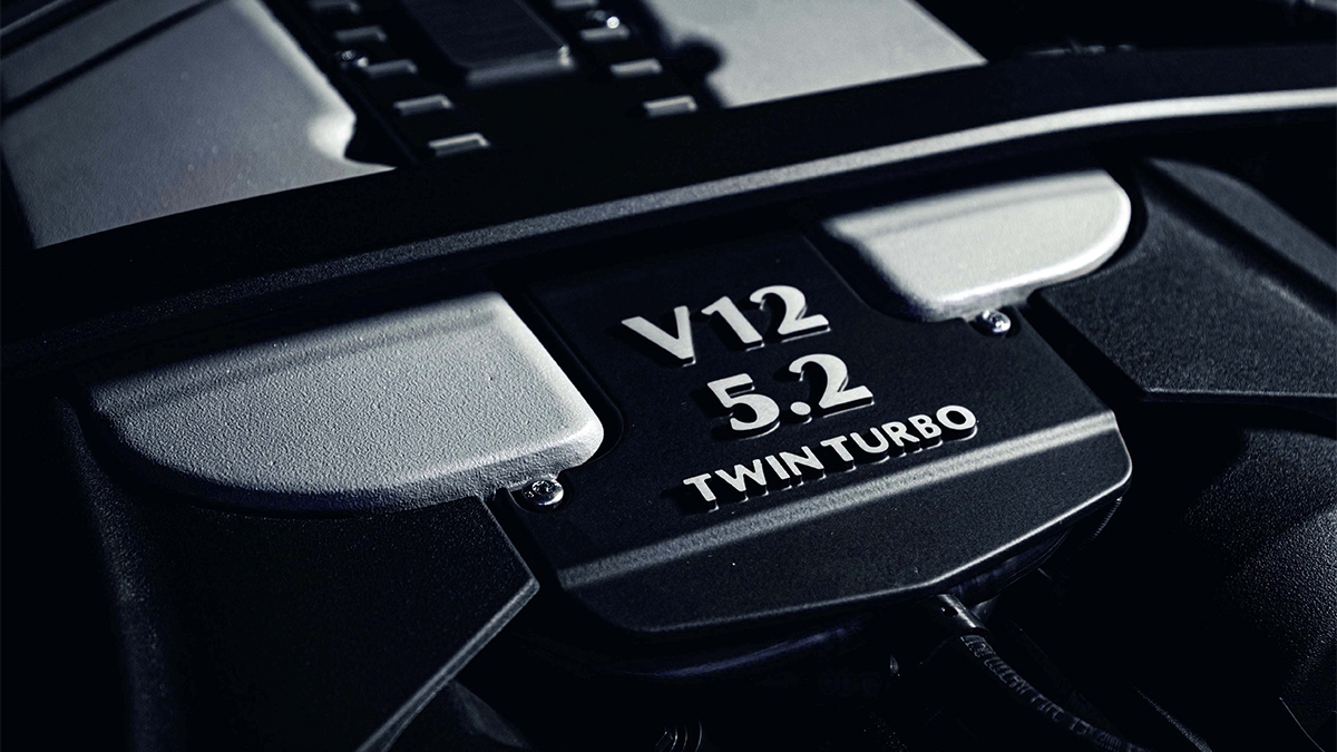 2022 Aston Martin Vantage 5.2 V12