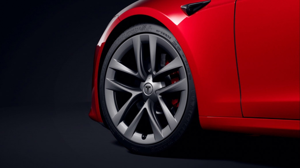 2021 Tesla Model S Plaid＋