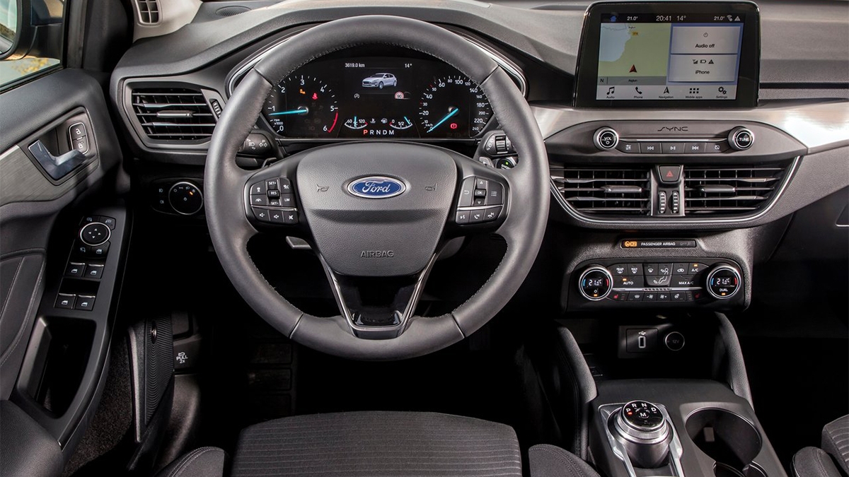 2024 Ford Focus 5D X