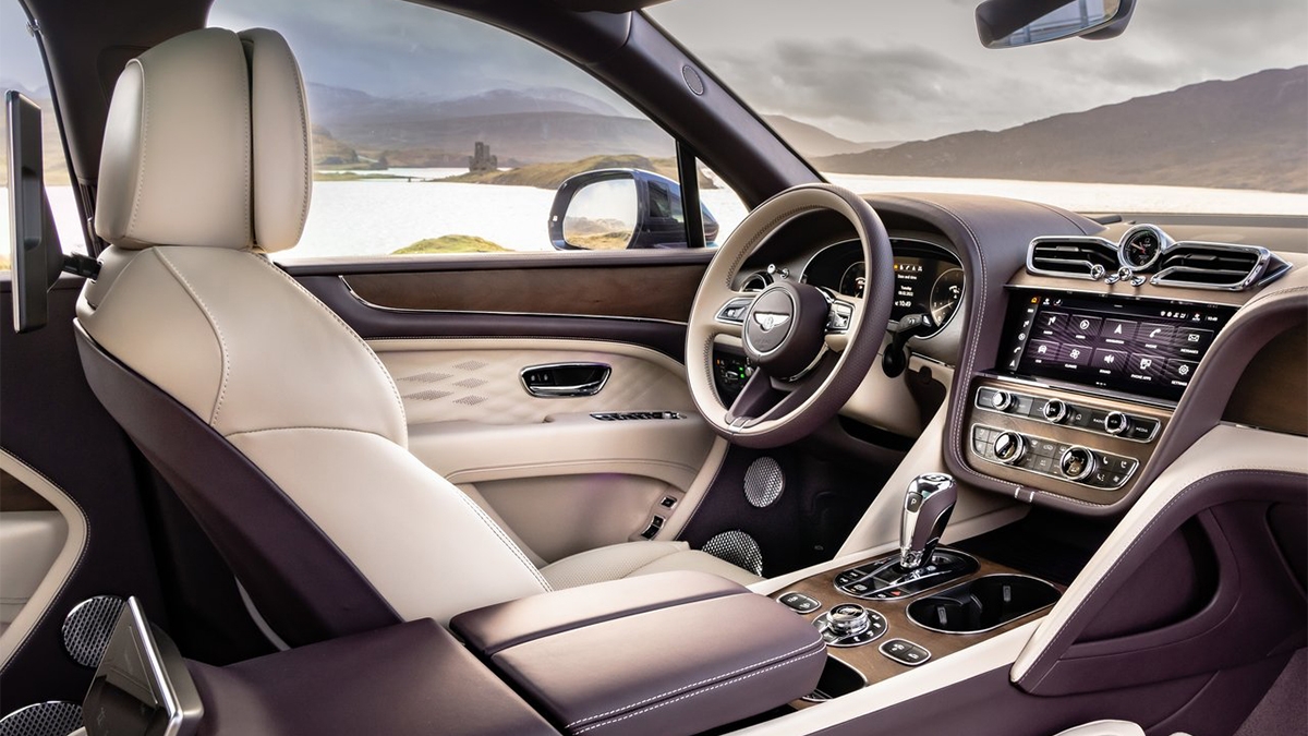 2023 Bentley Bentayga 4.0 V8 EWB Azure