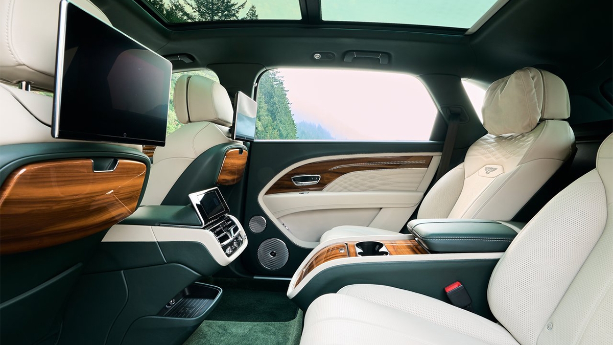 2024 Bentley Bentayga 4.0 V8 EWB Azure