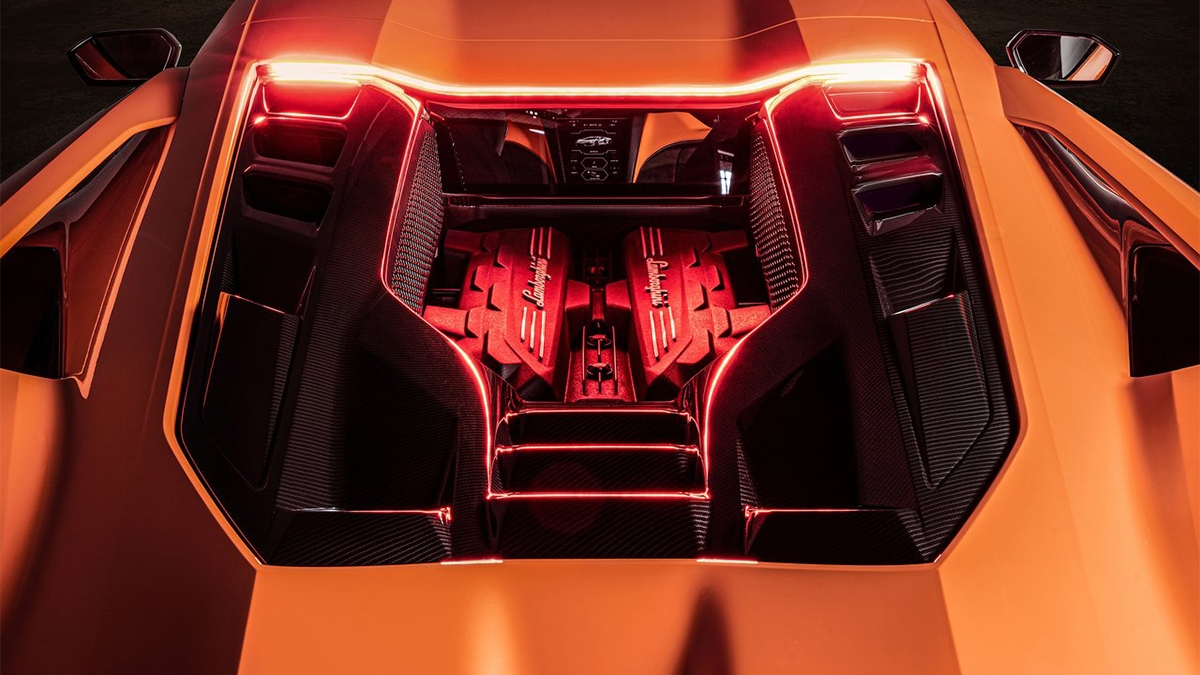 2024 Lamborghini Revuelto V12 Hybrid
