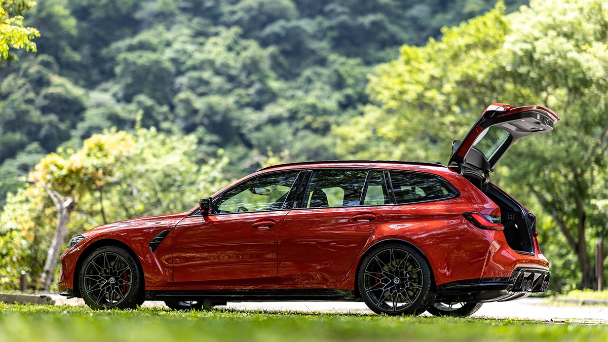 2023 BMW 3-Series Touring M3 Competition