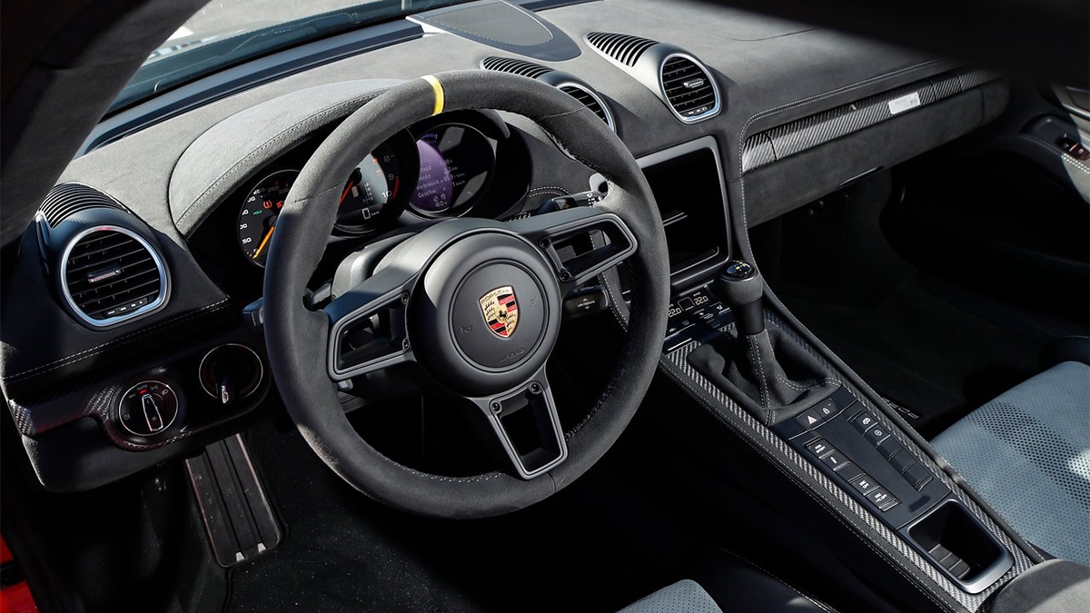 2024 Porsche Cayman GT4 RS
