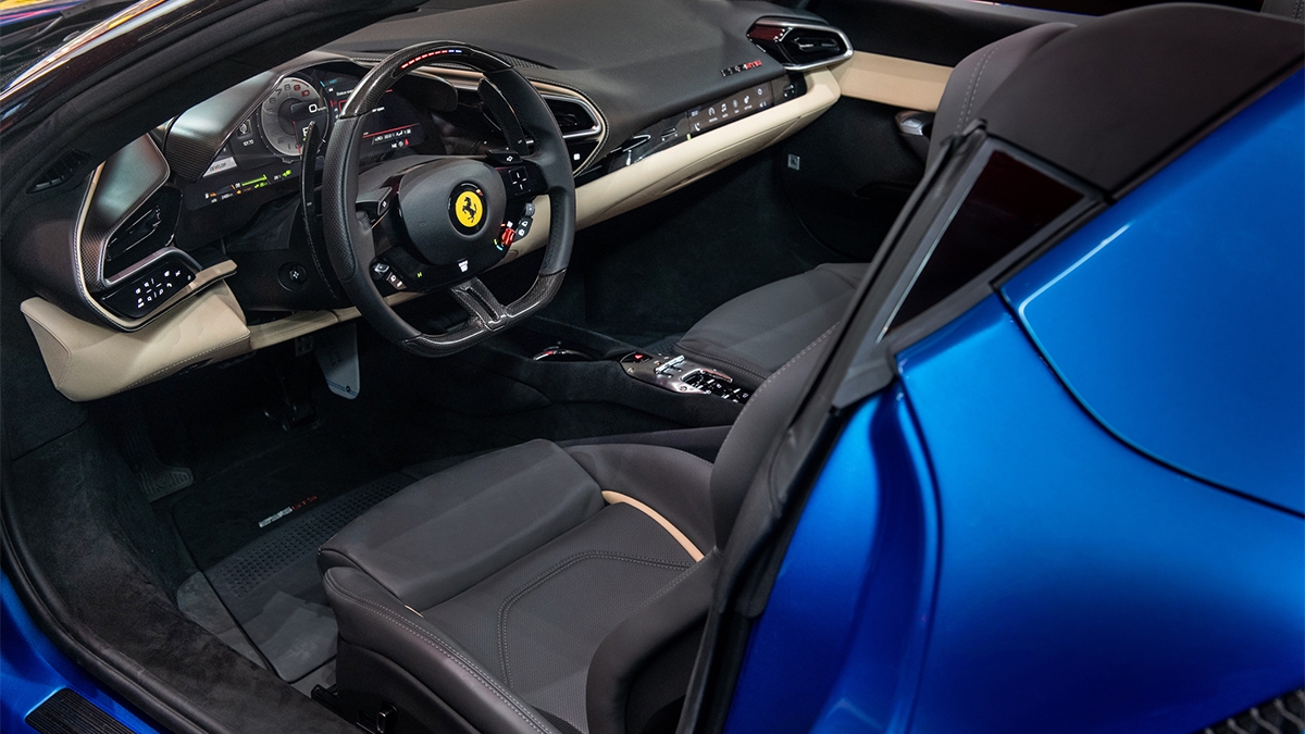 2024 Ferrari 296 GTS V6 Hybrid