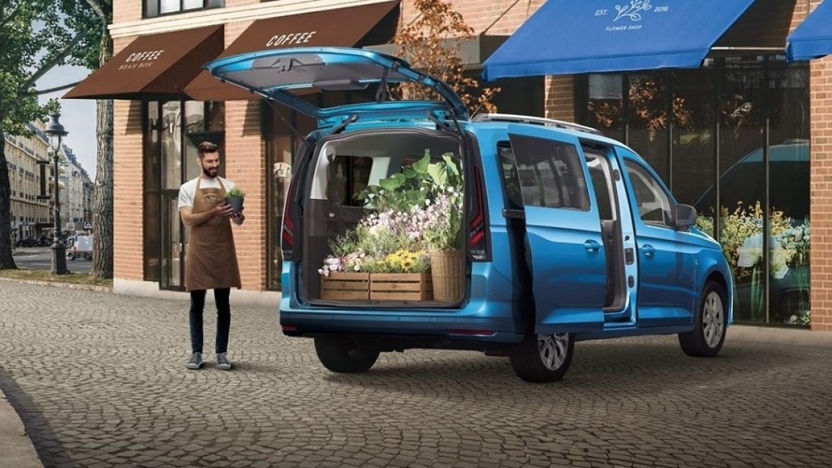 2023 Ford Tourneo Connect 2.0玩樂版