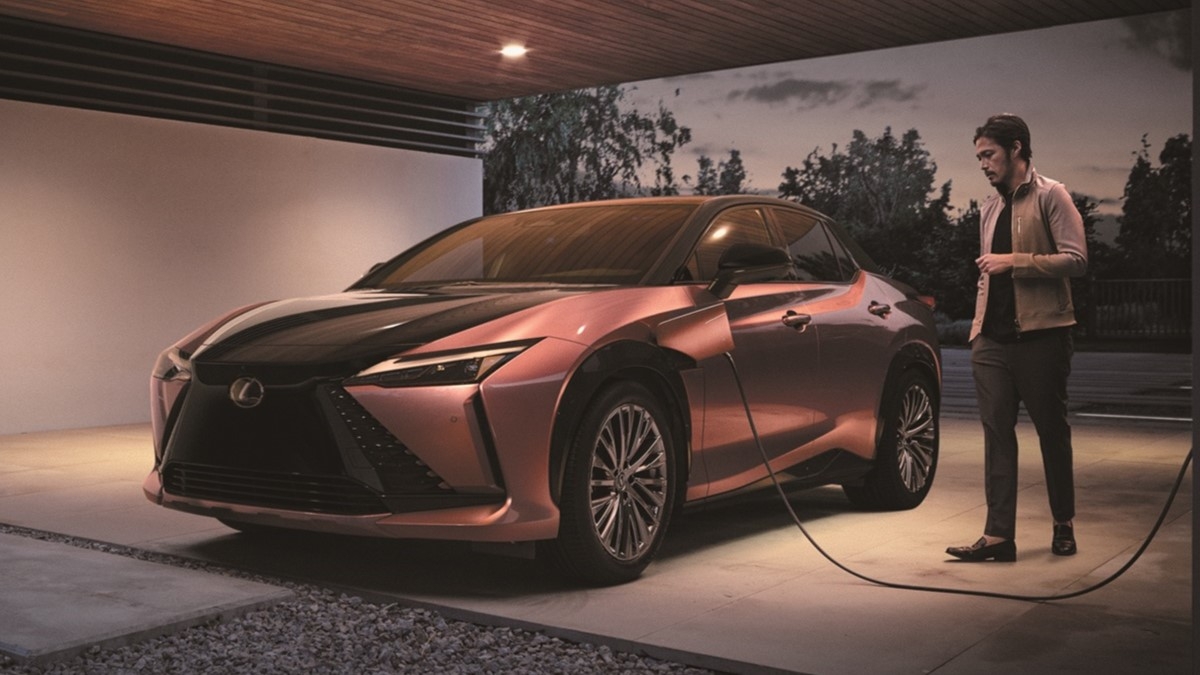 2025 Lexus RZ 450e旗艦版