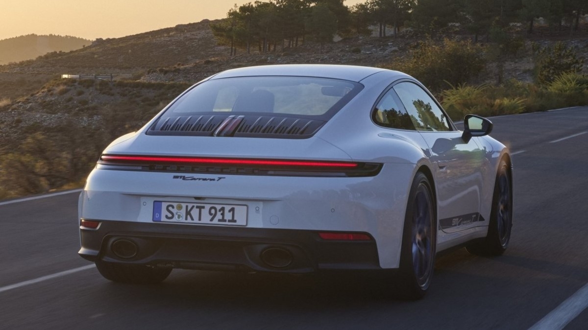 2025 Porsche 911 Carrera T Coupe