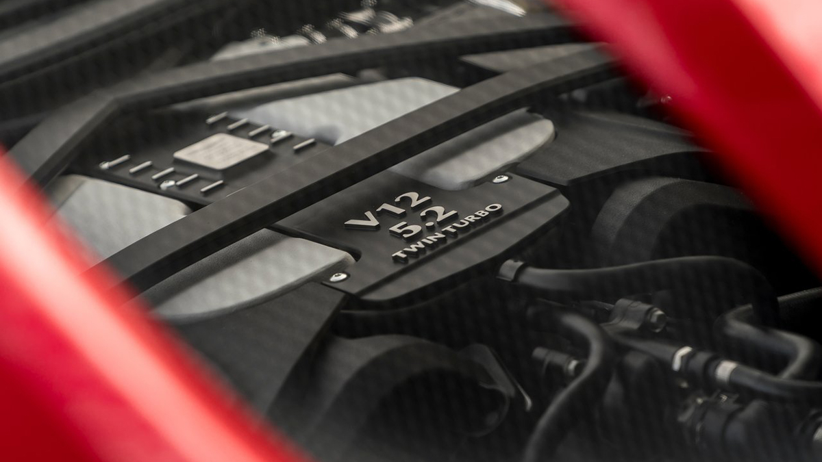 2022 Aston Martin DBS Superleggera 5.2 V12