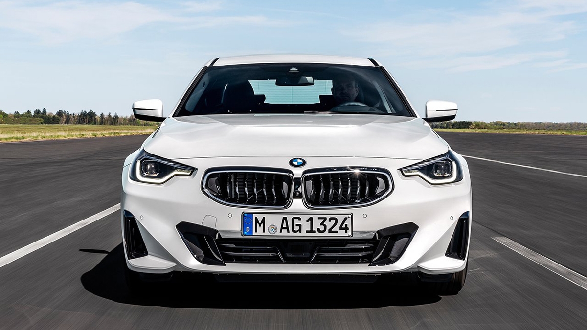 2022 BMW 2-Series 220i M Sport
