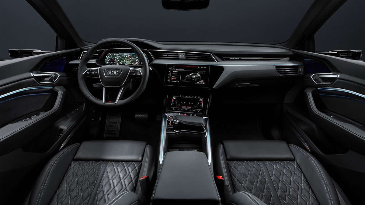 2024 Audi Q8 Sportback e-tron SQ8