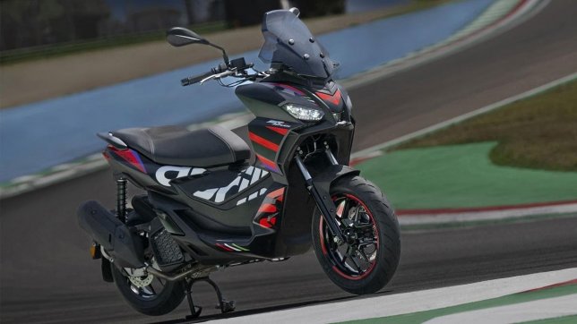 2024 Aprilia SR GT