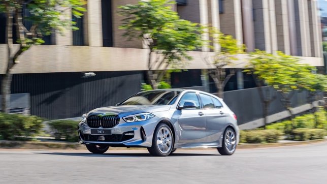 2023 BMW 1-Series 120i Edition ColorVision