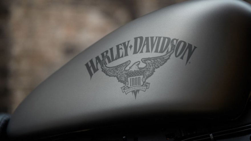 2018 Harley-Davidson Sportster 883 Iron ABS