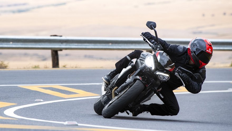 2022 Triumph Street Triple R ABS