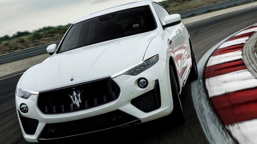 2022 Maserati Levante Trofeo