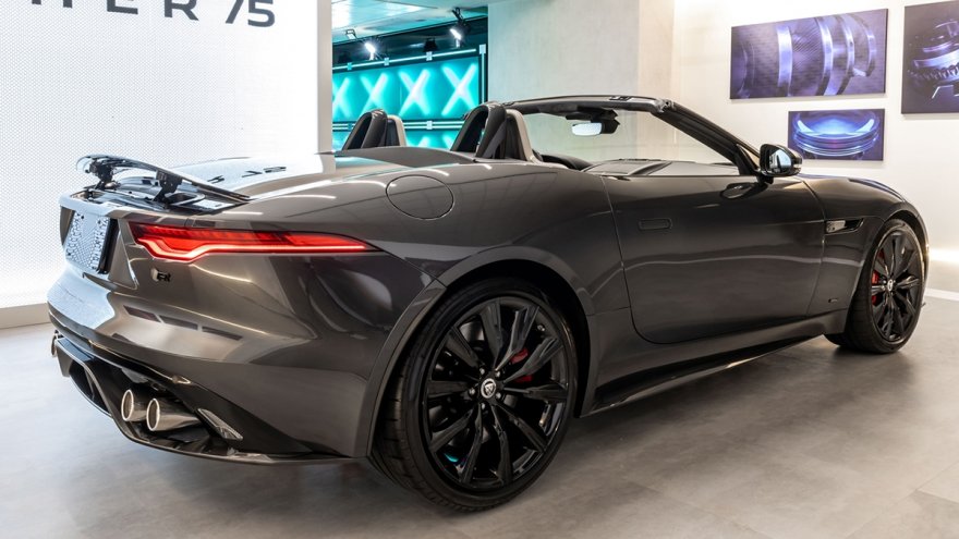 2024 Jaguar F-Type R75