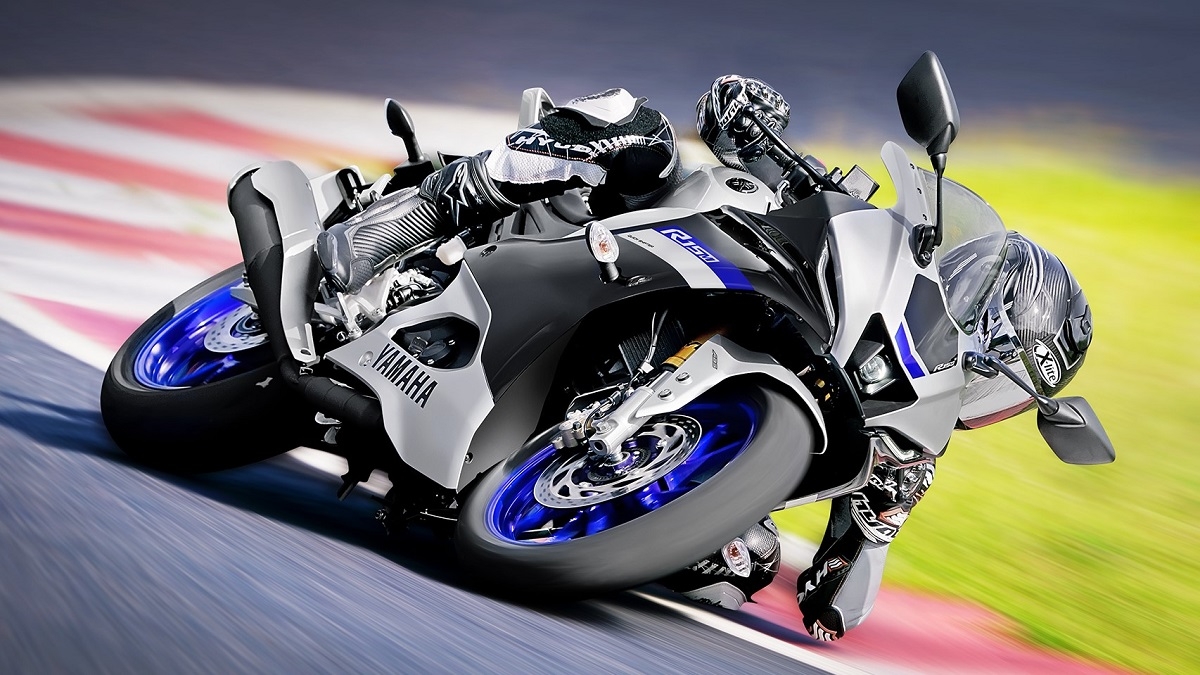 2022 Yamaha YZF-R 15 M ABS