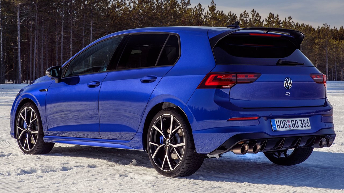 2023 Volkswagen Golf R SE