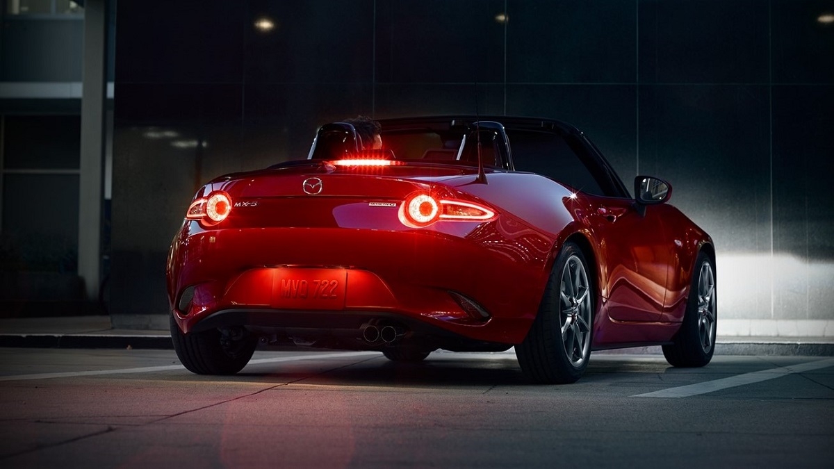 2022 Mazda MX-5 2.0