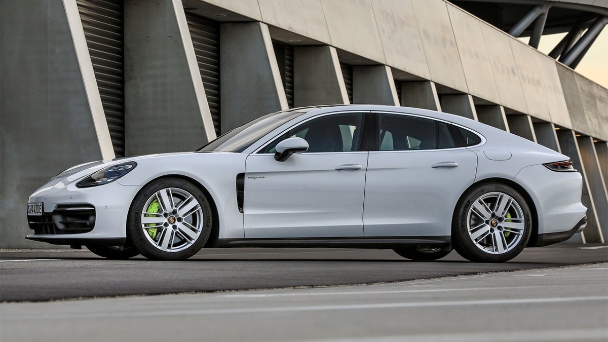 2023 Porsche Panamera 4 S E-Hybrid