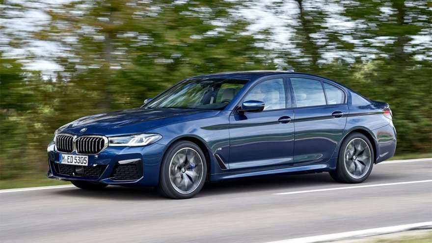 2022 BMW 5-Series Sedan