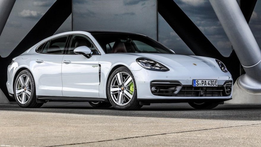 2021 Porsche Panamera