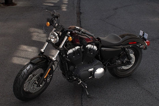 Harley-Davidson_Sportster_Forty Eight