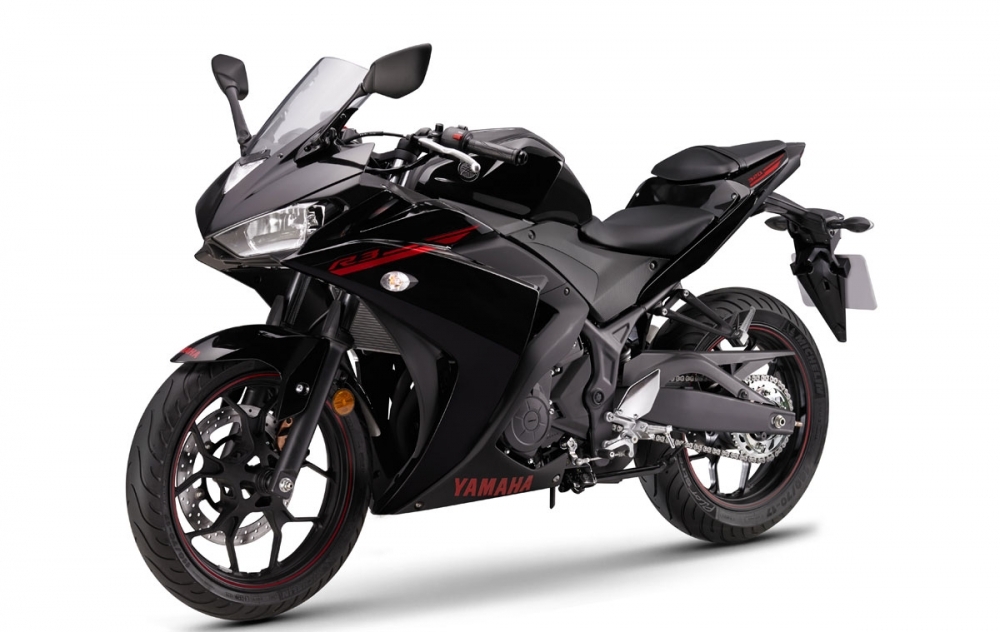 Yamaha_R_3