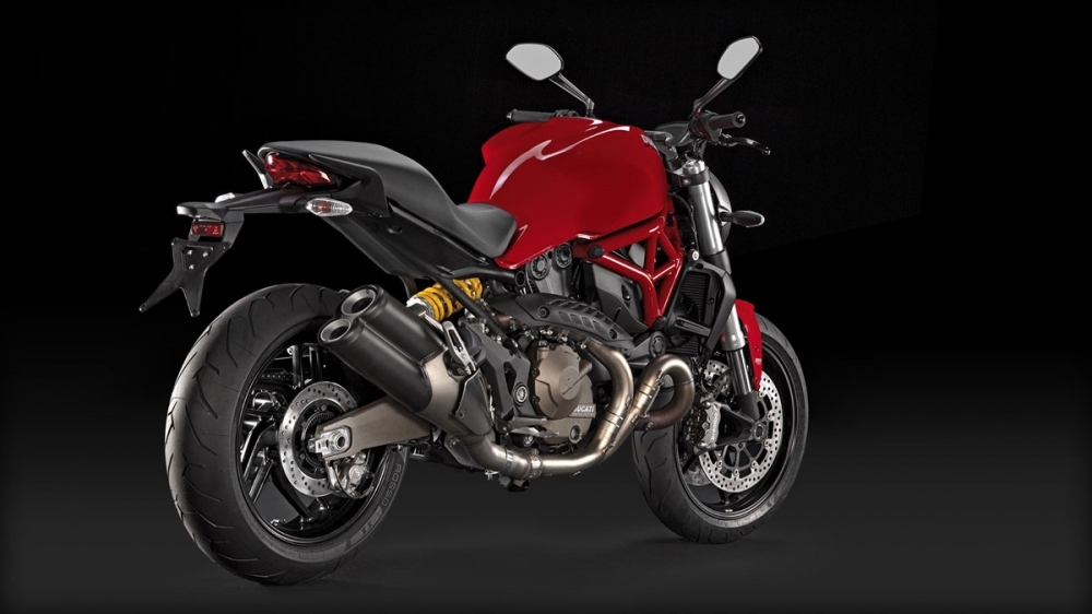 Ducati_Monster_821