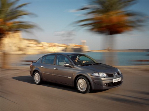 Renault_Megane Sedan_1.9 dCi