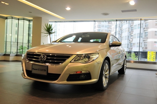 Volkswagen_Passat CC_2.0 TDI