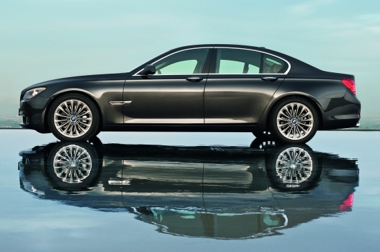 BMW_7-Series_740i