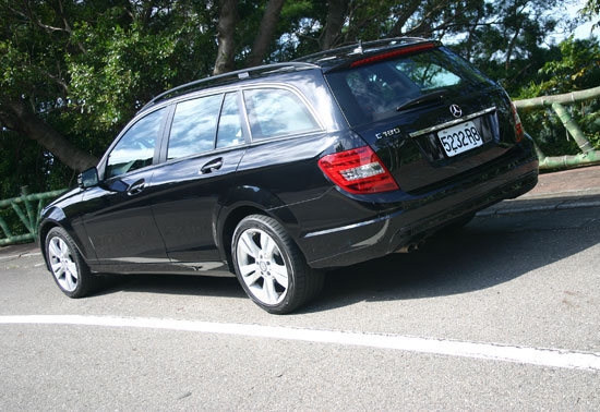 M-Benz_C-Class Estate_C180 BlueEFFICIENCY Classic