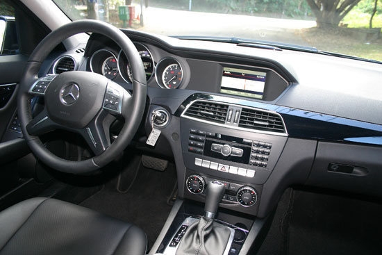 M-Benz_C-Class Estate_C220 CDI BlueEFFICIENCY Classic