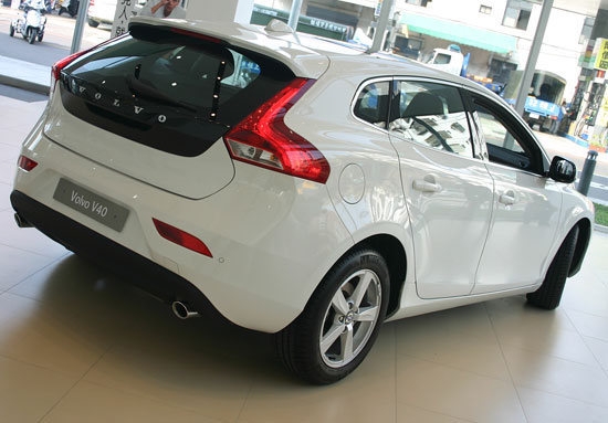 Volvo_V40_T5豪華版