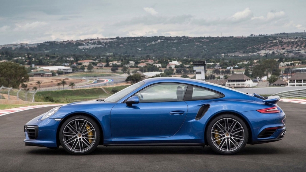 2019 Porsche 911 Turbo Coupe